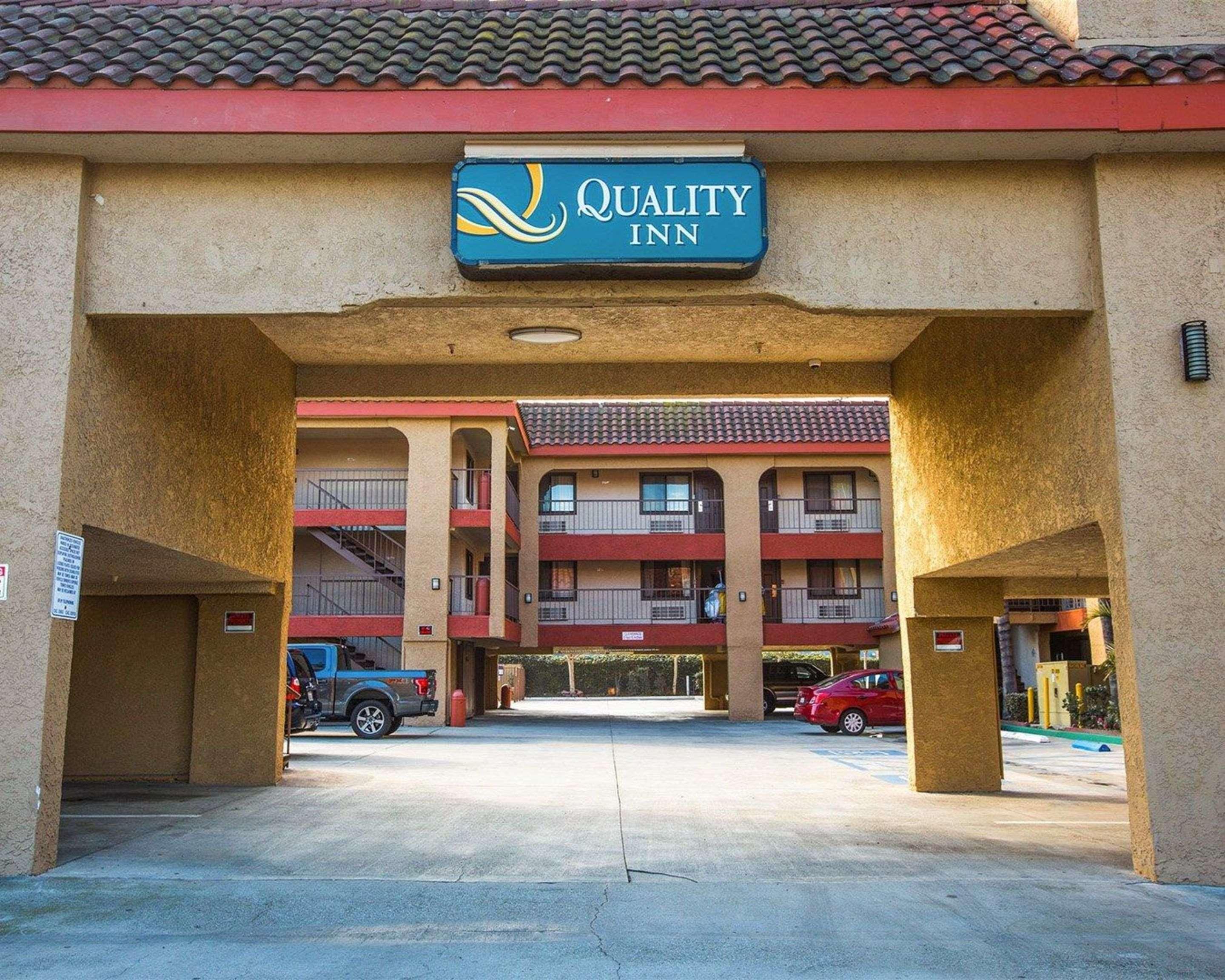 Quality Inn Дауни Екстериор снимка