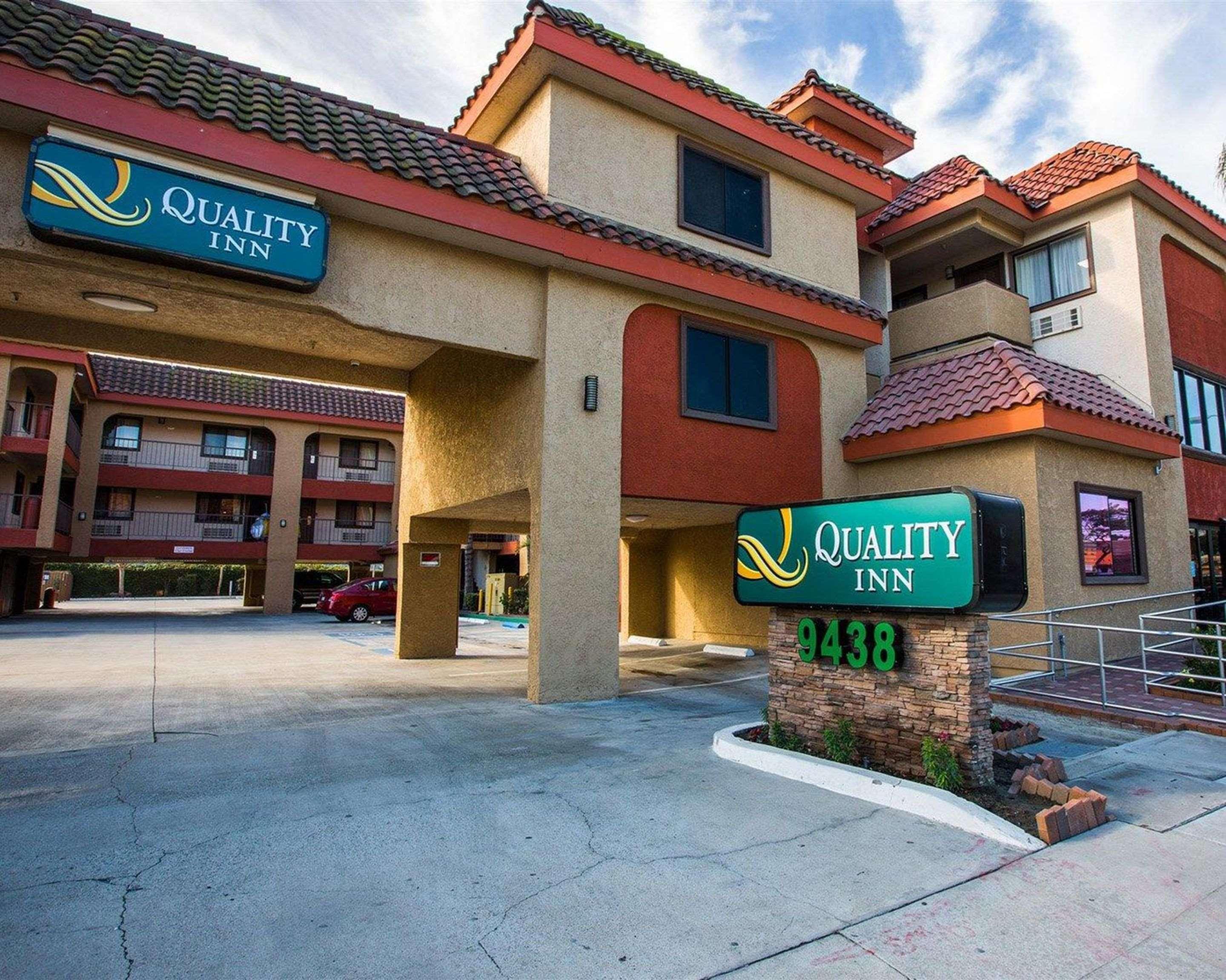 Quality Inn Дауни Екстериор снимка
